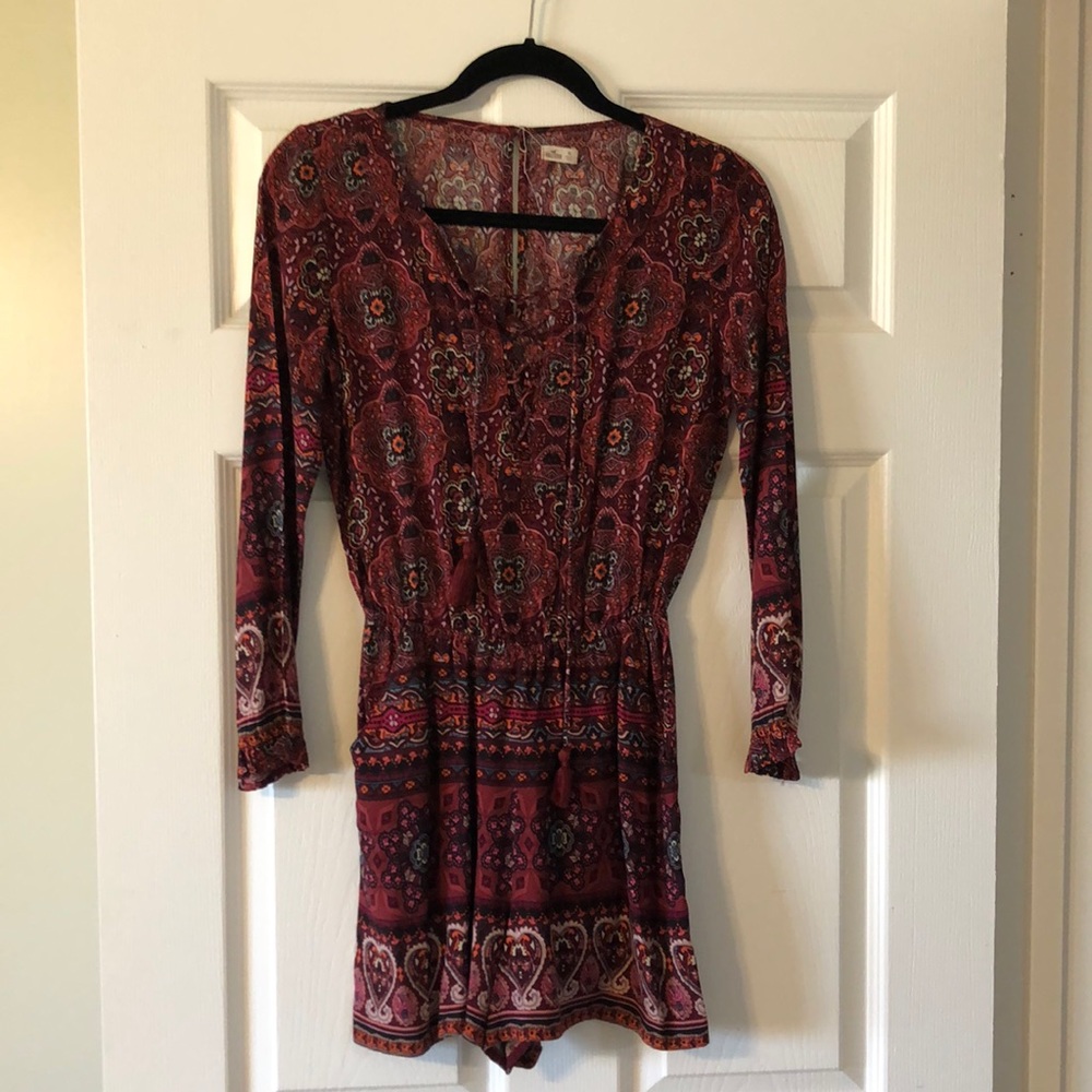 Xs hollister romper